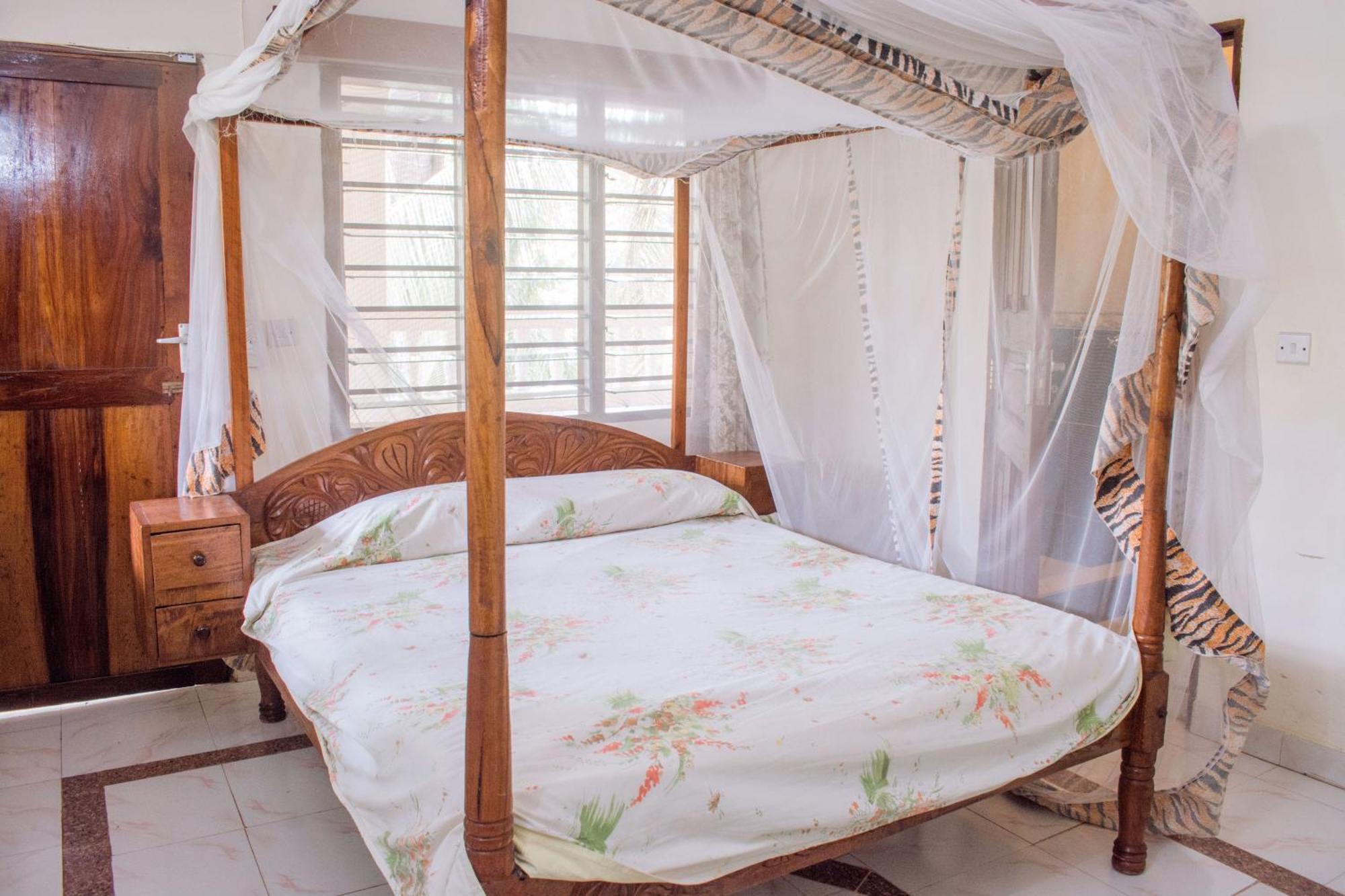 Kijani Cottages In Diani Diani Beach Exterior photo