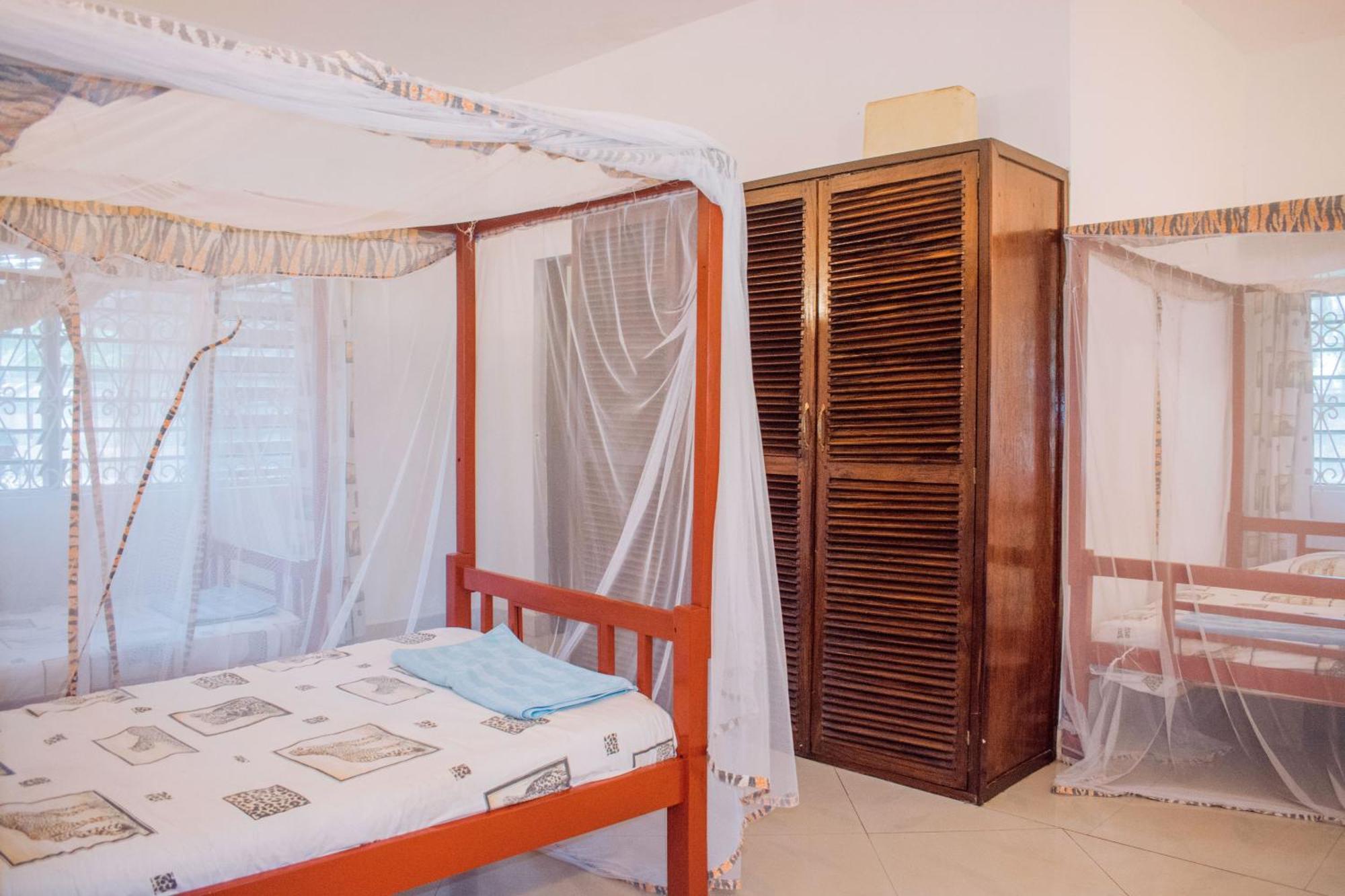 Kijani Cottages In Diani Diani Beach Exterior photo