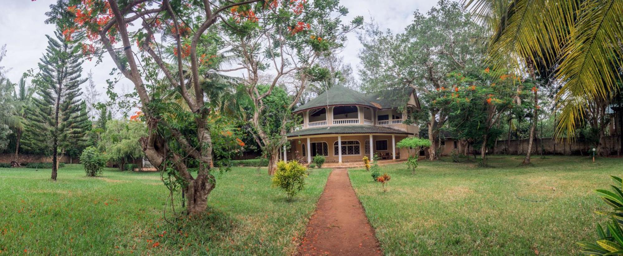Kijani Cottages In Diani Diani Beach Exterior photo