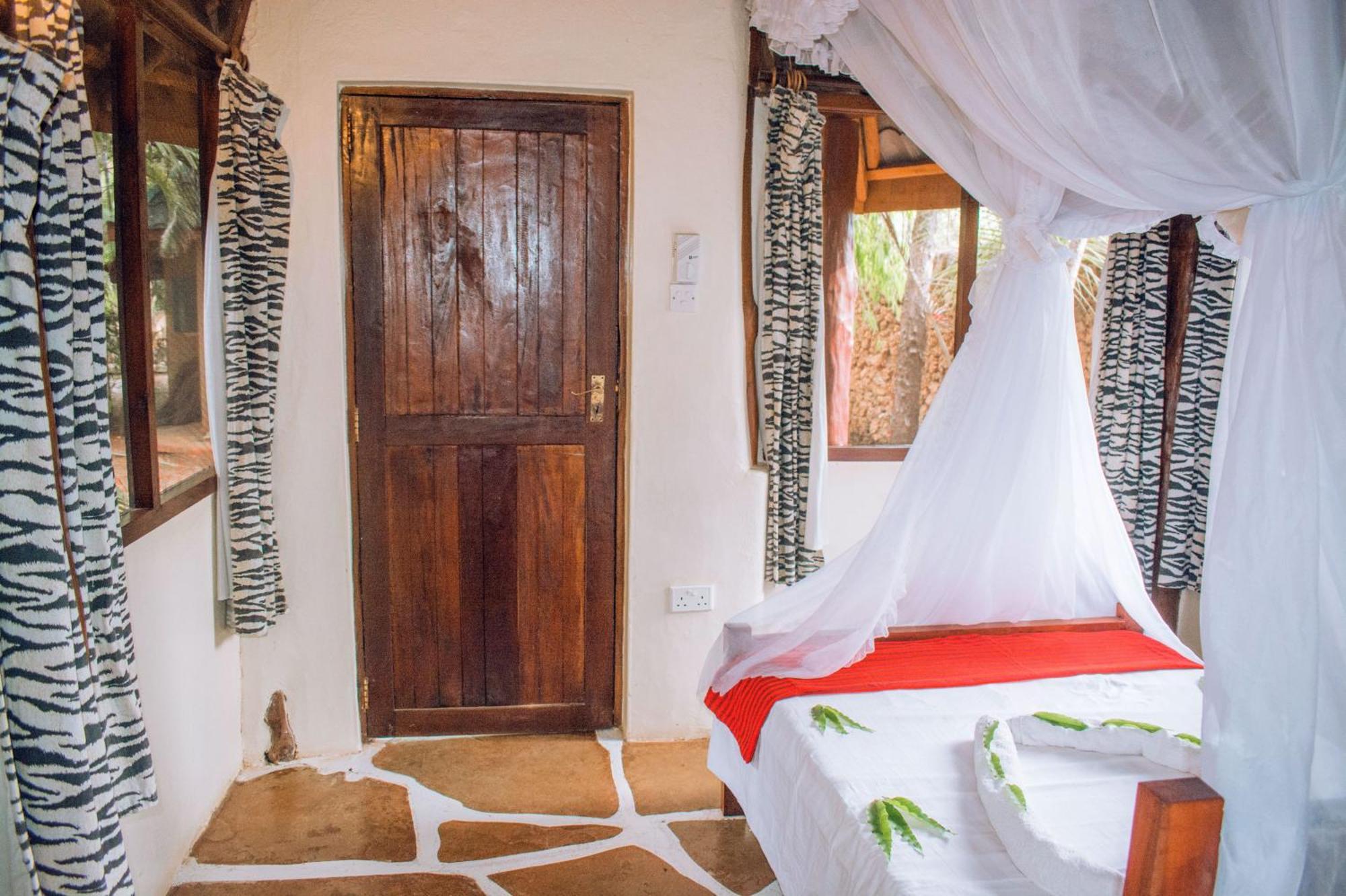 Kijani Cottages In Diani Diani Beach Exterior photo